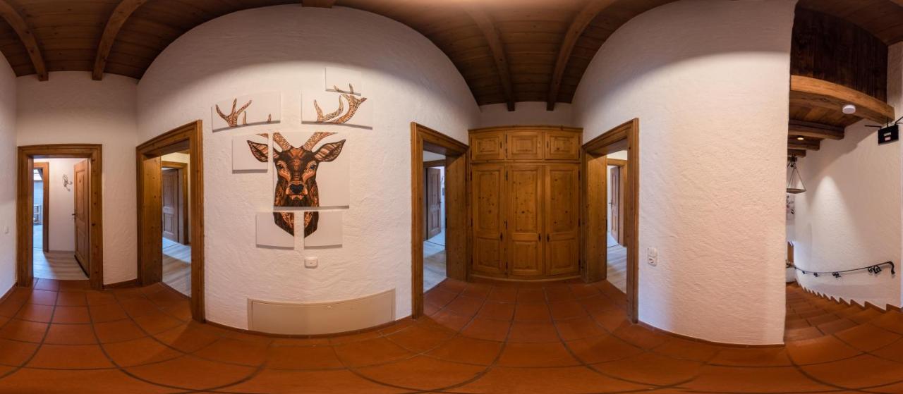 Landhotel Laerchenhuegel Oberammergau Bagian luar foto